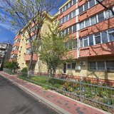 Mall Vitan, apartament 3 camere, 79 mp utili, parcare renovat, bloc reabilitat